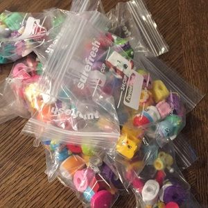 Random season 1,2,3,4,5 Shopkins!